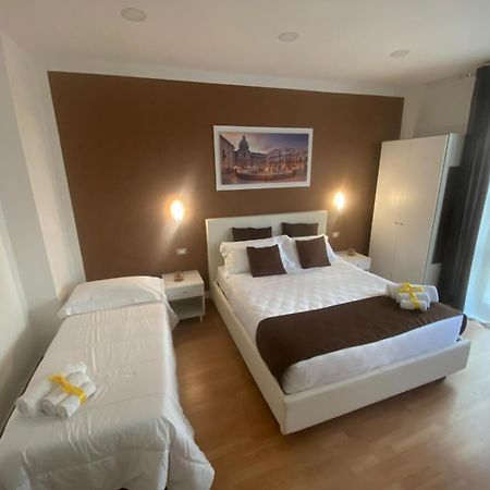Bed and Breakfast Politeama Center Palermo Exterior foto