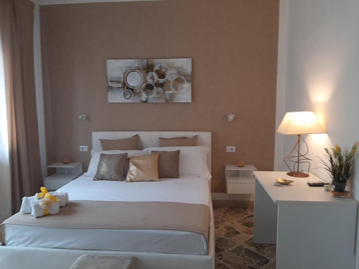 Bed and Breakfast Politeama Center Palermo Exterior foto